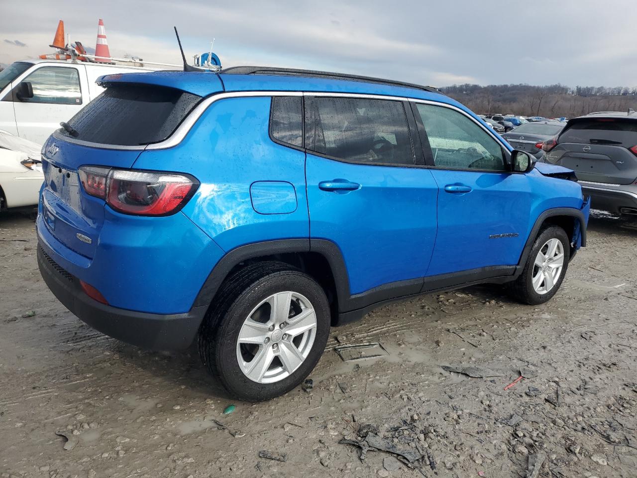 2022 Jeep Compass - Image 3