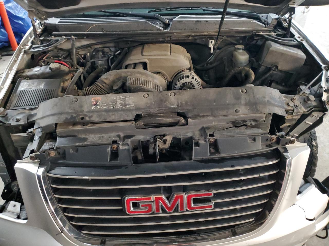 2014 GMC Yukon - Image 12
