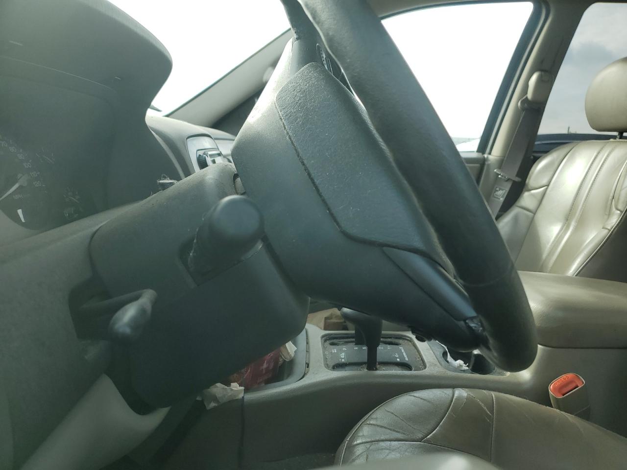 2003 Jeep Grand Cherokee - Image 9