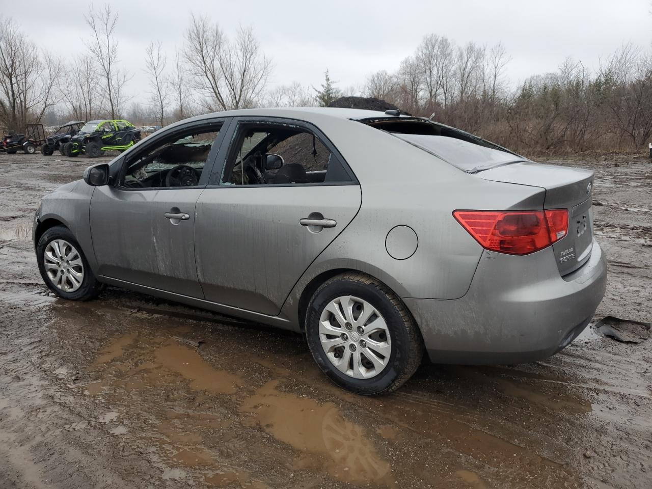 2012 Kia Forte - Image 2