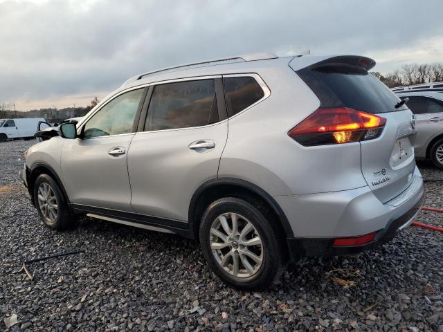  NISSAN ROGUE 2018 Srebrny