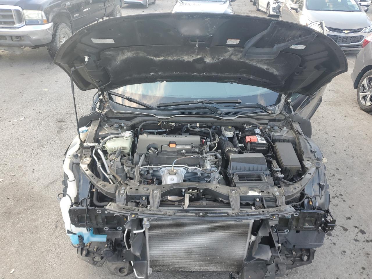 2018 Honda Civic Lx VIN: 2HGFC4B01JH305513 Lot: 82204014