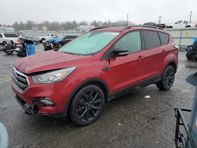  FORD ESCAPE 2017 Червоний