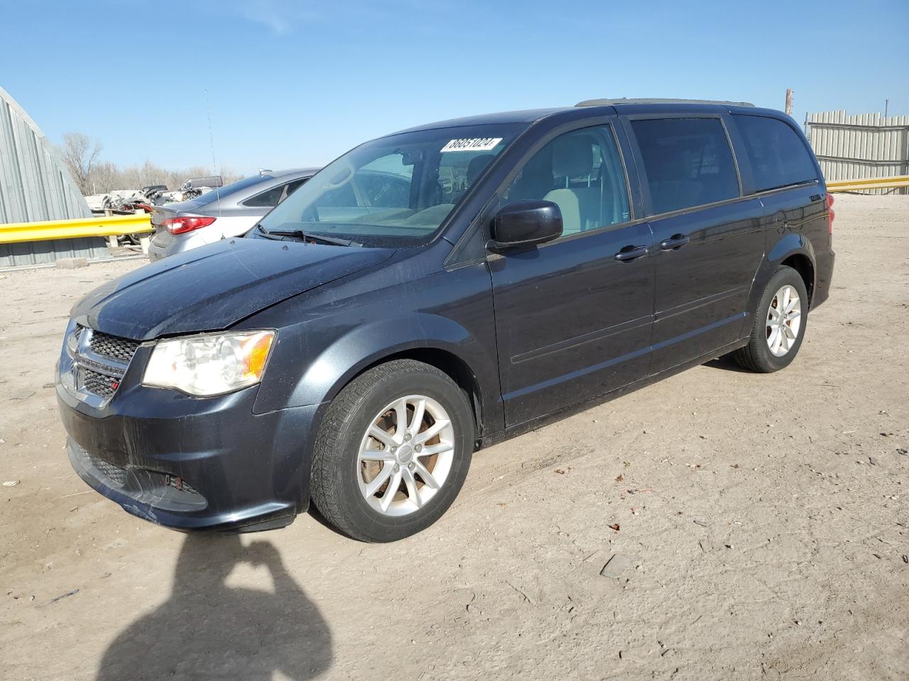 2013 Dodge Caravan - Image 1