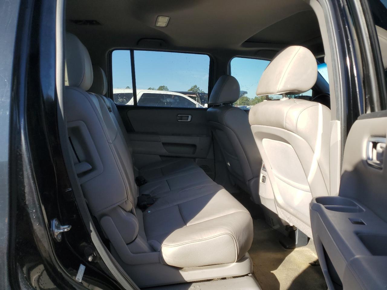 2013 Honda Pilot - Image 11