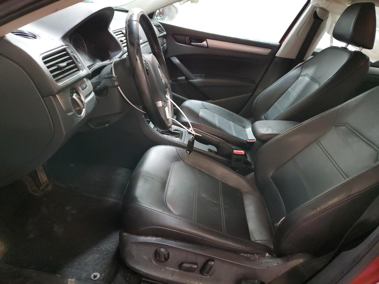 2016 Volkswagen Passat S VIN: 1VWAT7A34GC049253 Lot: 83856714