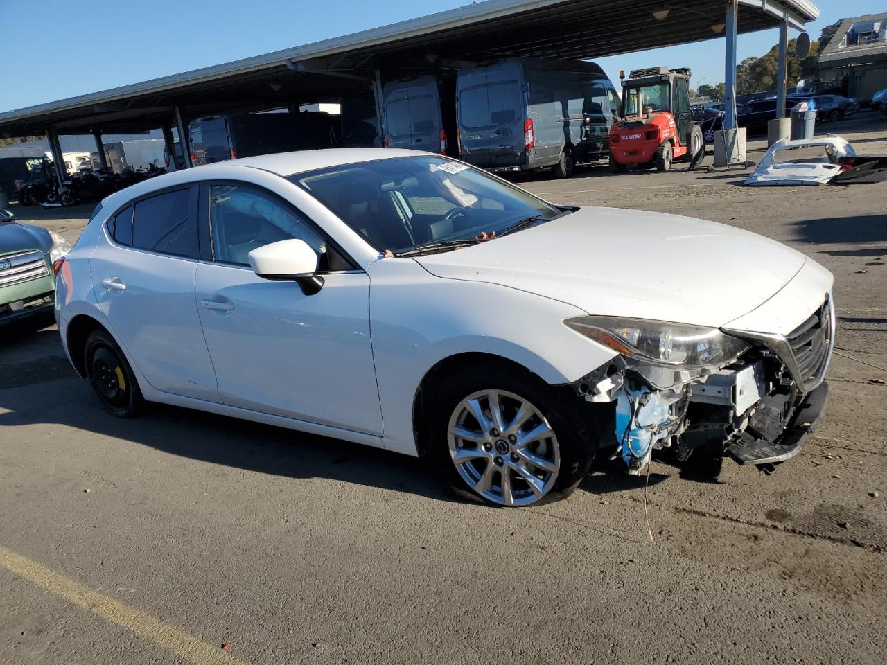2015 Mazda 3 - Image 4