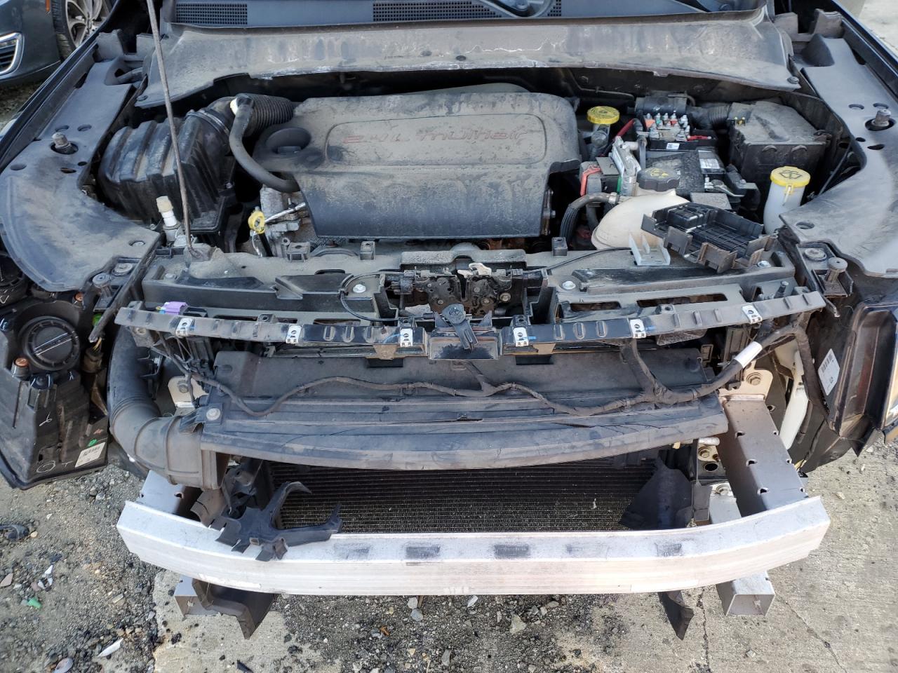 2018 Jeep Compass - Image 12