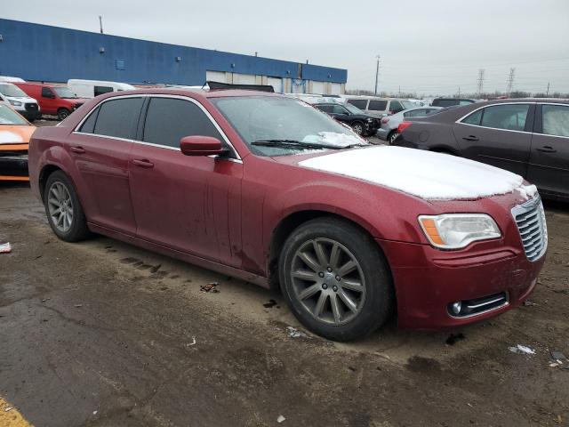  CHRYSLER 300 2013 Красный