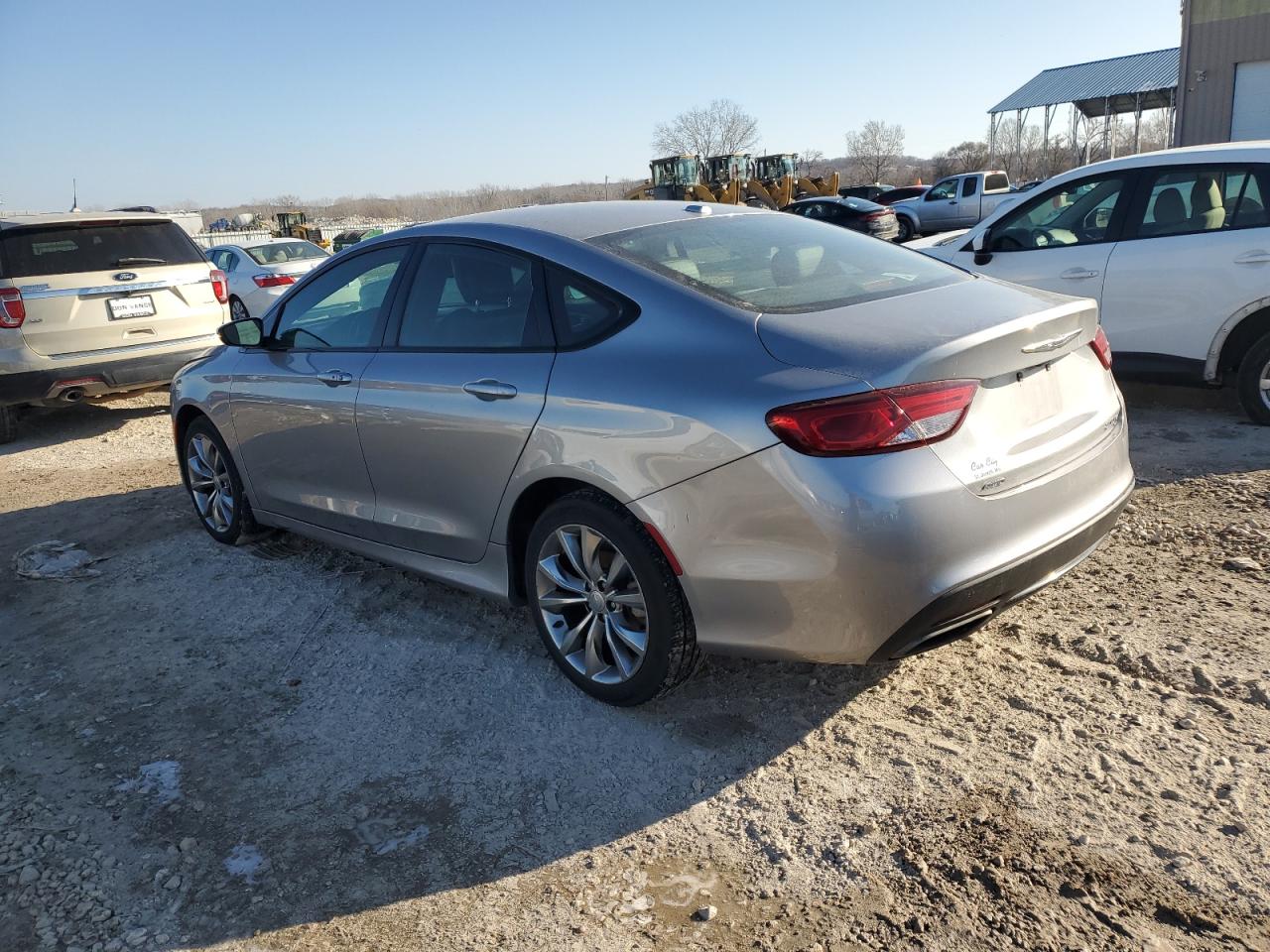 VIN 1C3CCCDG9GN148047 2016 CHRYSLER 200 no.2