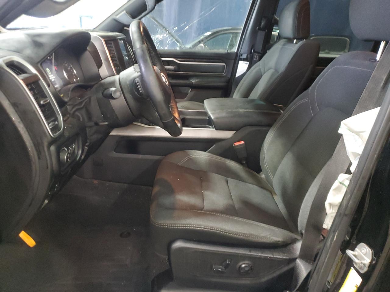 2019 RAM 1500 - Image 7