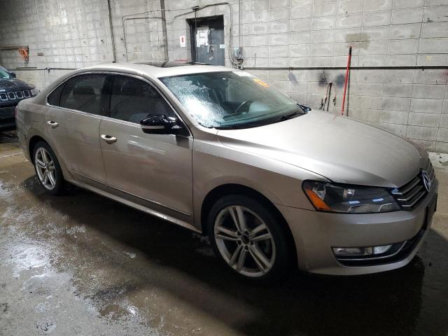 Седаны VOLKSWAGEN PASSAT 2015 tan