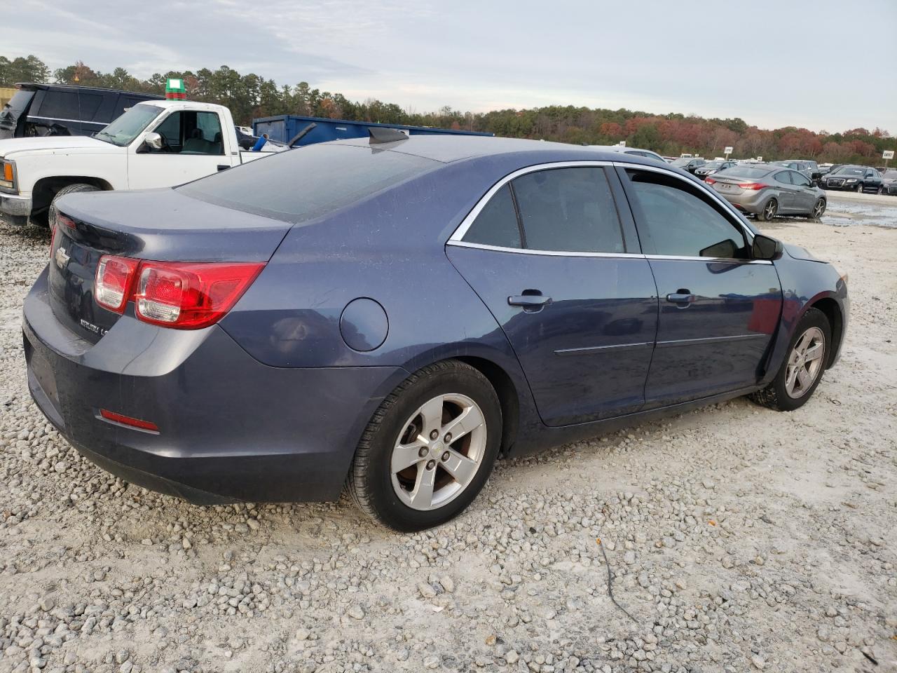 VIN 1G11B5SL2FF283065 2015 CHEVROLET MALIBU no.3