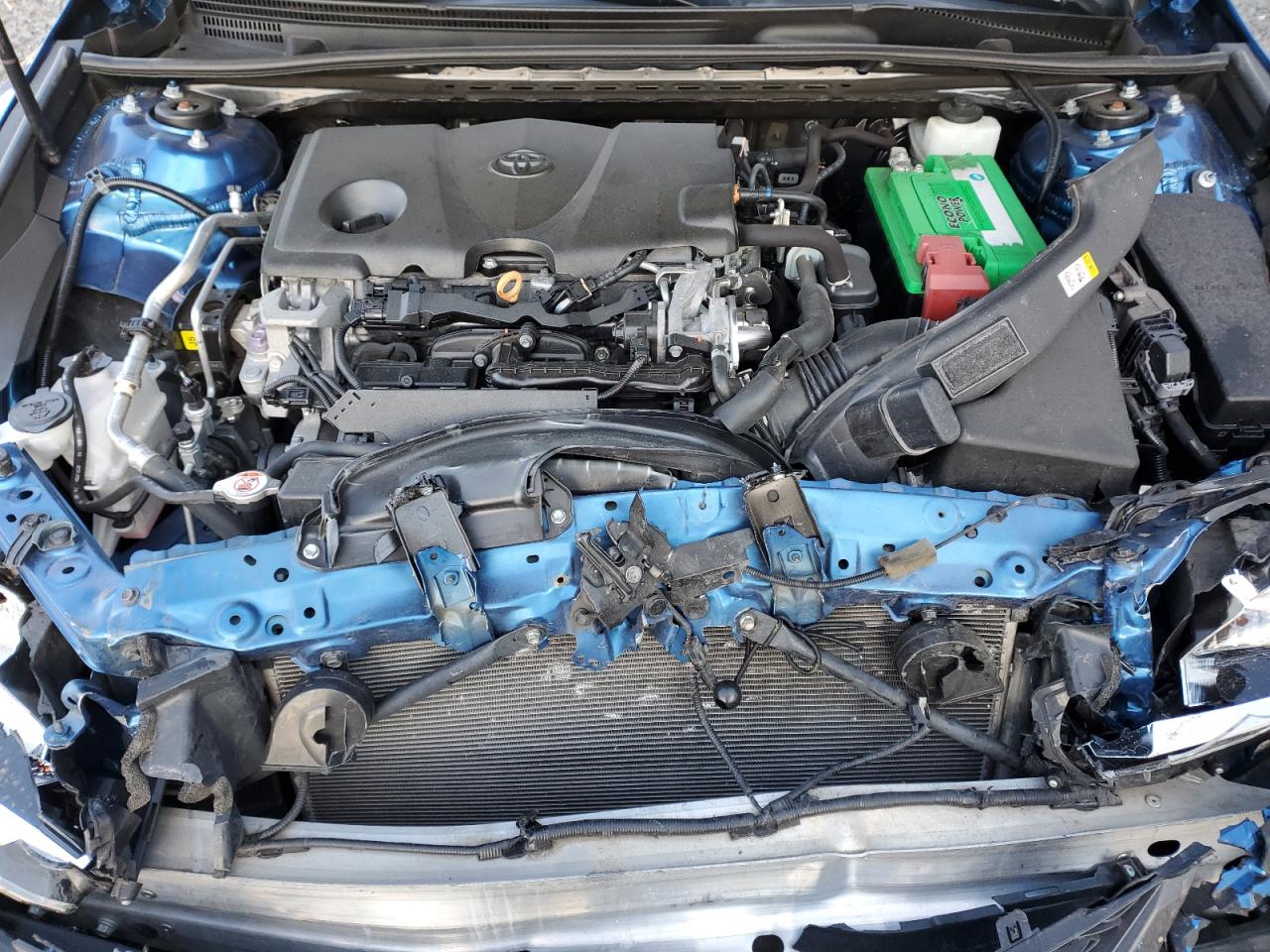 2020 Toyota Camry - Image 11