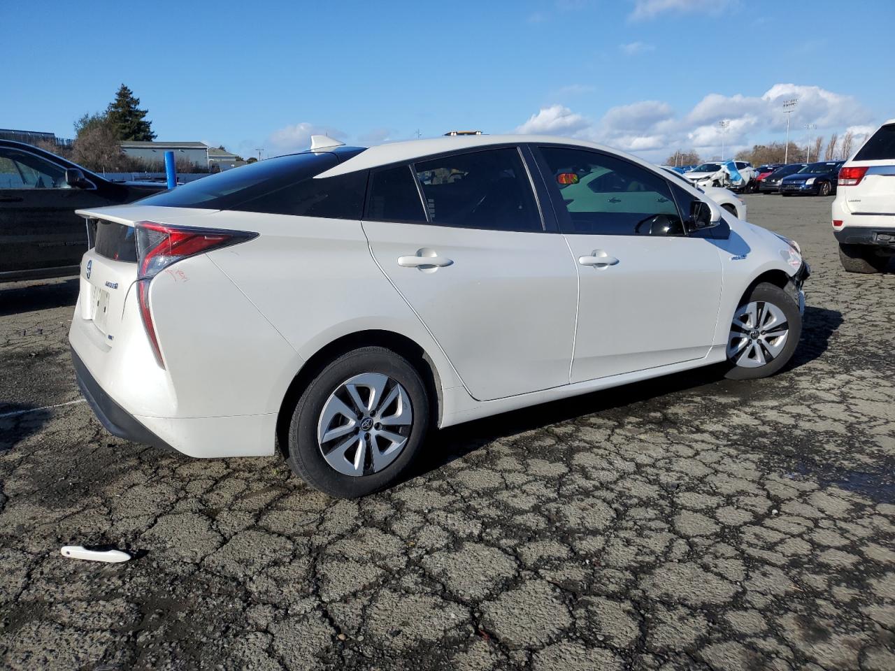 VIN JTDKARFU0G3026871 2016 TOYOTA PRIUS no.3