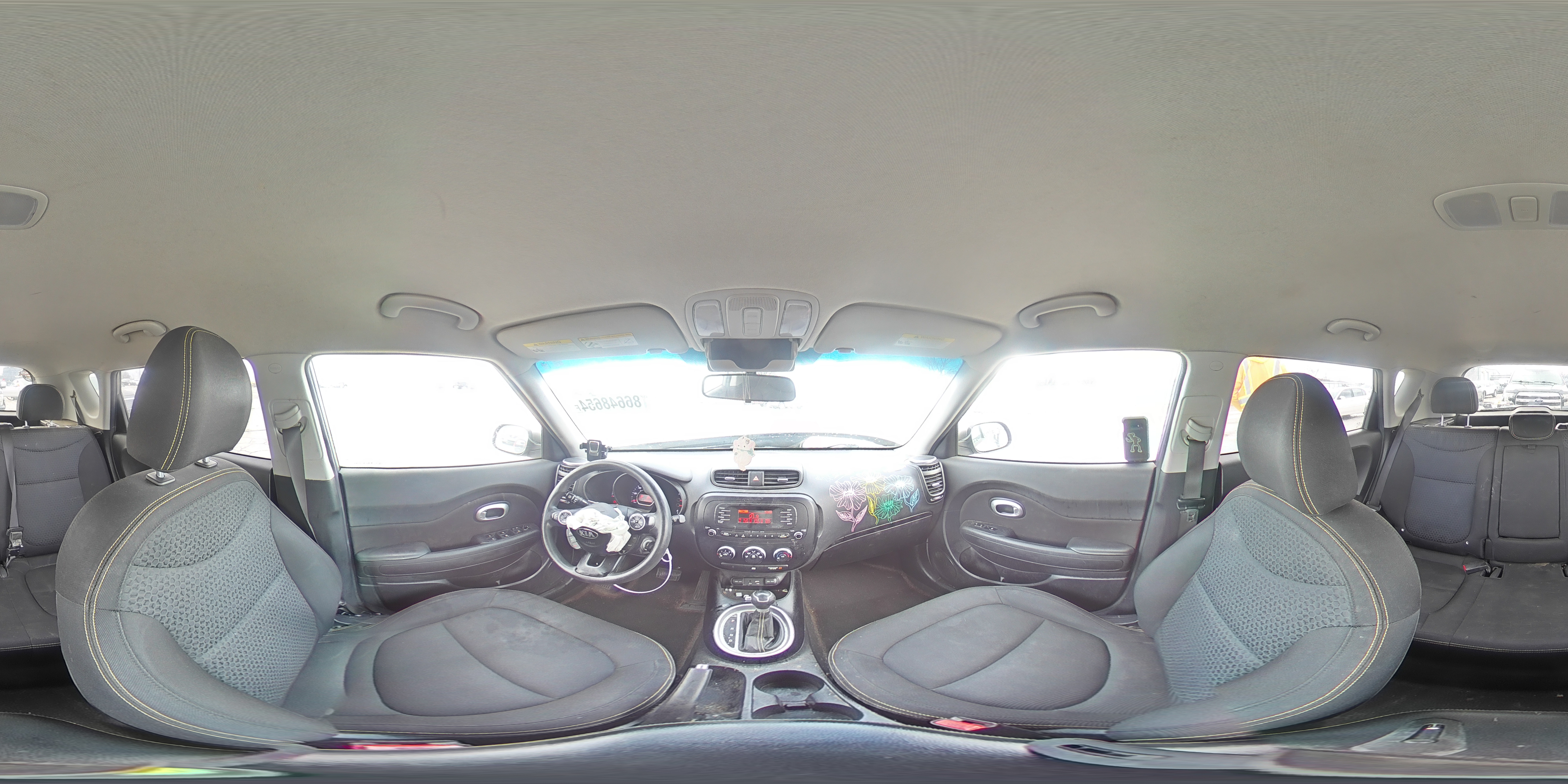 2015 Kia Soul - Image 16