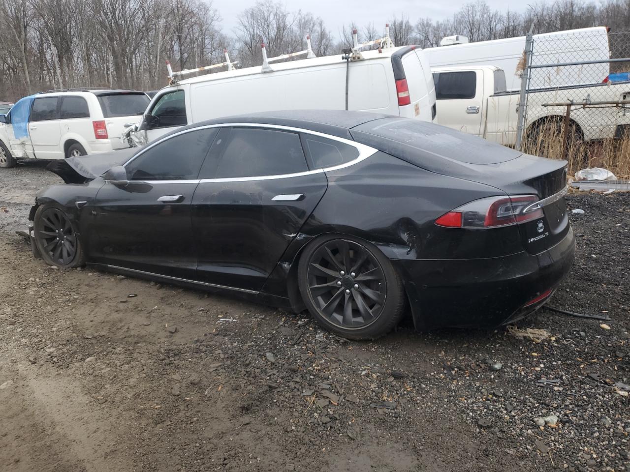 VIN 5YJSA1E24JF234246 2018 TESLA MODEL S no.2