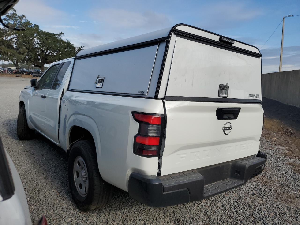 2024 Nissan Navara (Frontier) - Image 2
