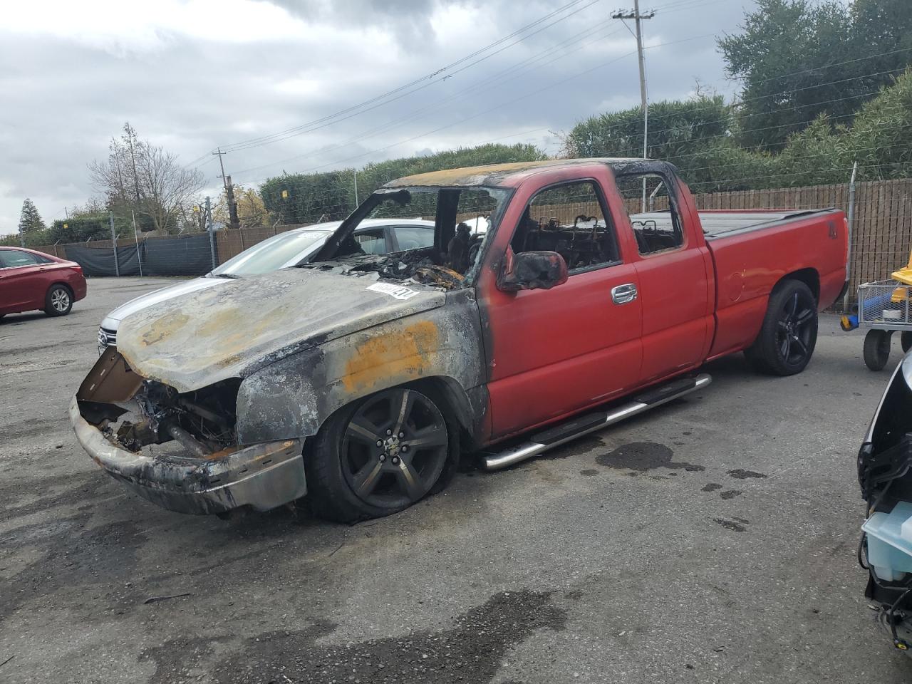 2005 Chevrolet Silverado - Image 1