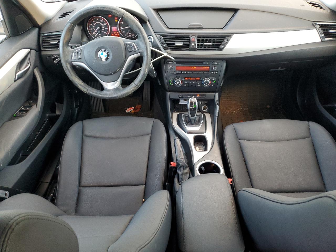2015 BMW X1 - Image 8