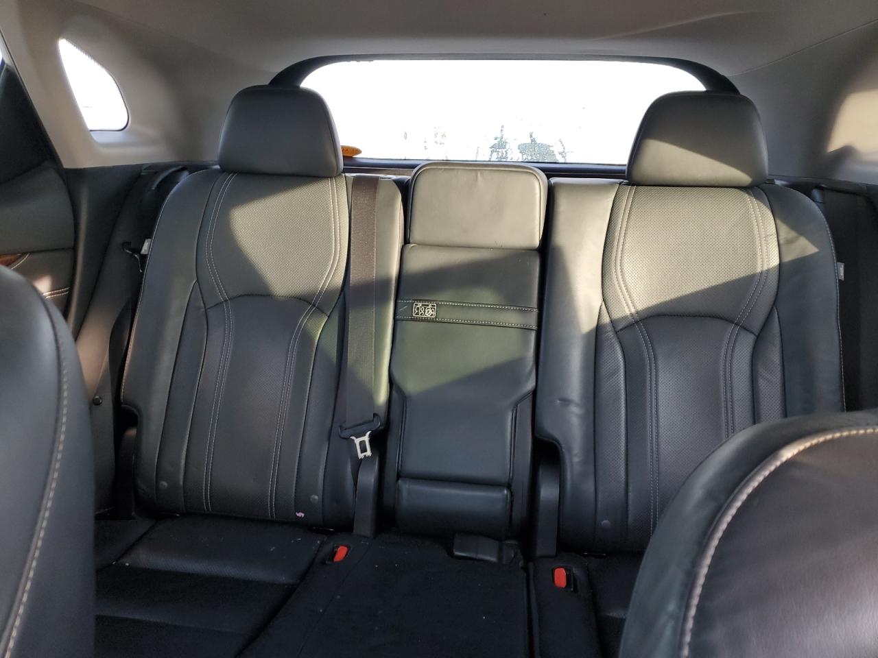 2017 Lexus RX - Image 10