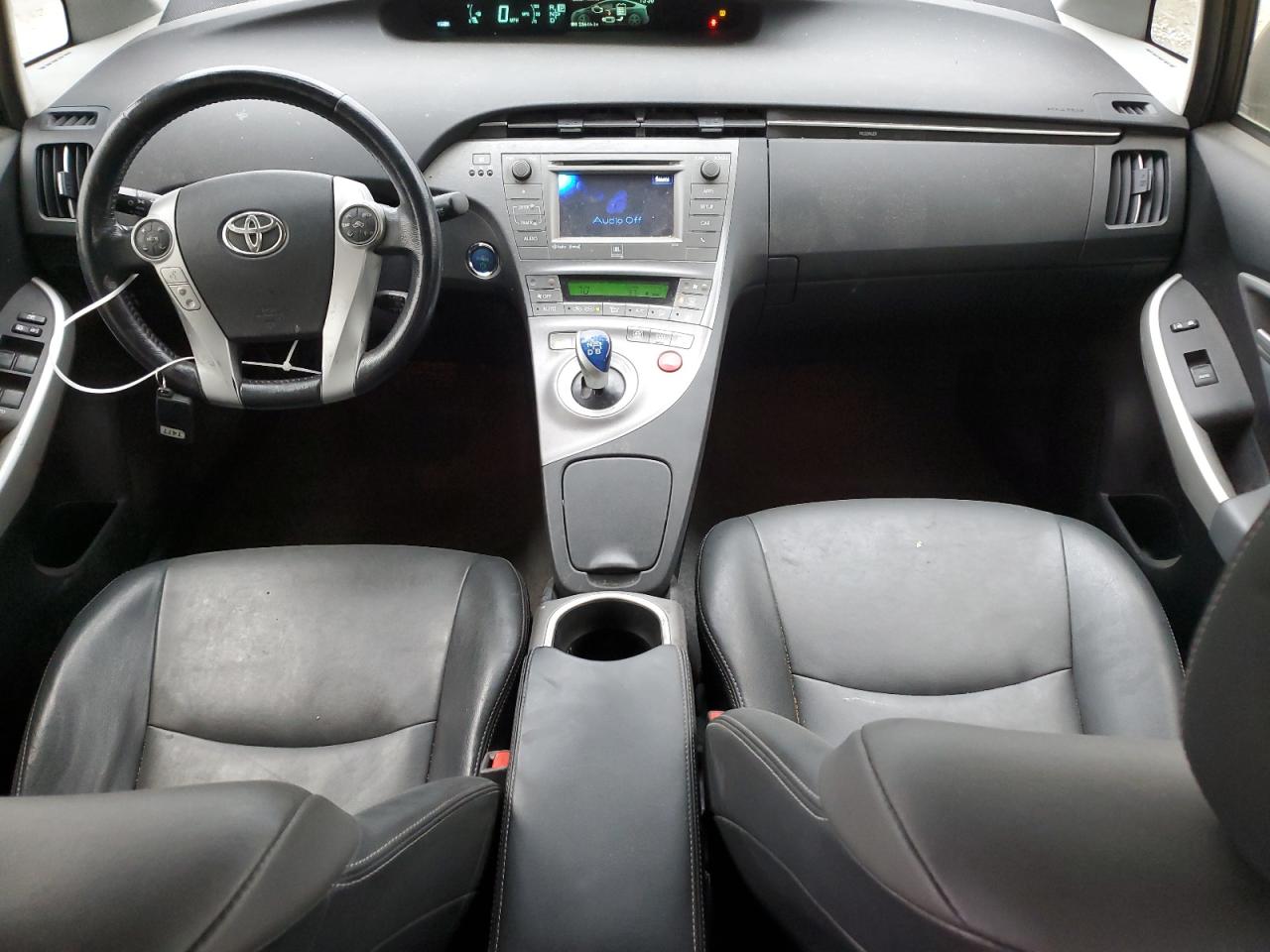 VIN JTDKN3DU3F0407974 2015 TOYOTA PRIUS no.8