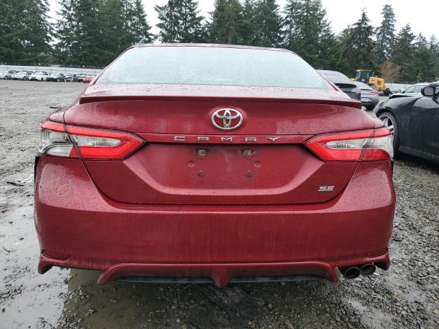  TOYOTA CAMRY 2018 Czerwony