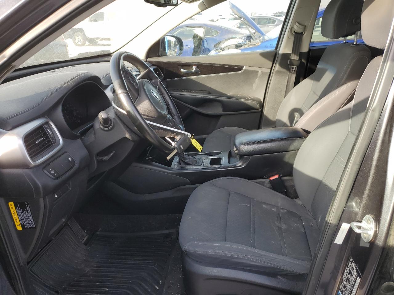 2017 Kia Sorento - Image 7