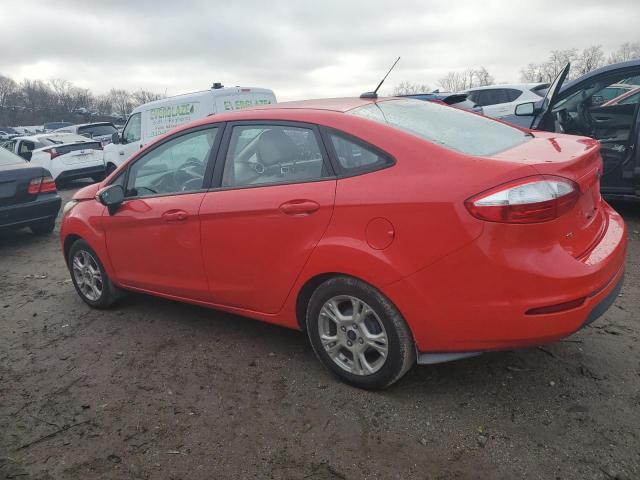 Sedans FORD FIESTA 2015 Red