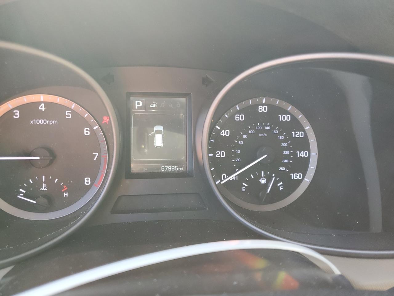 2018 Hyundai Santa Fe - Image 9