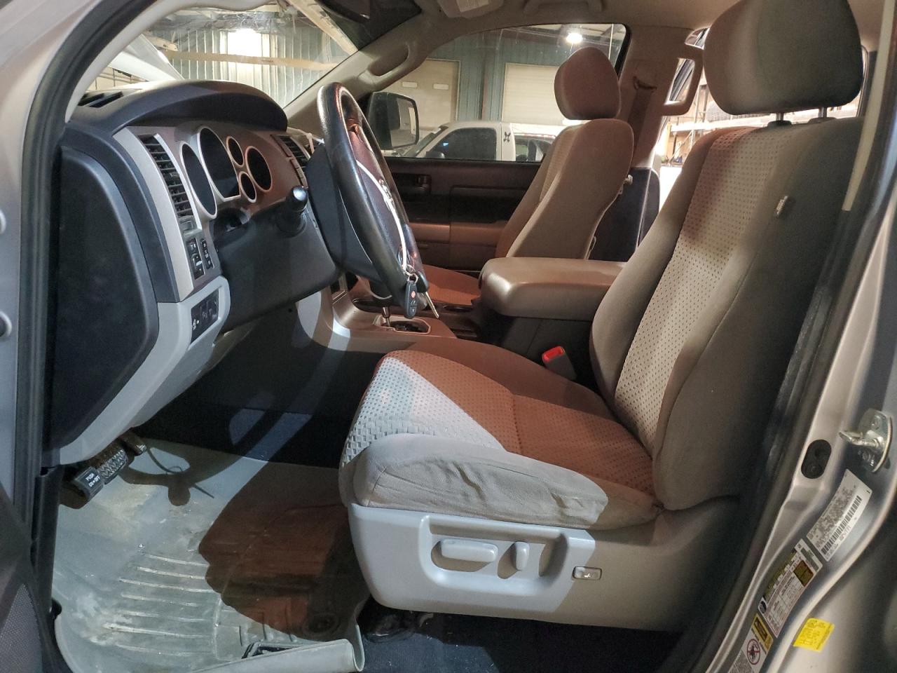 2013 Toyota Tundra - Image 7