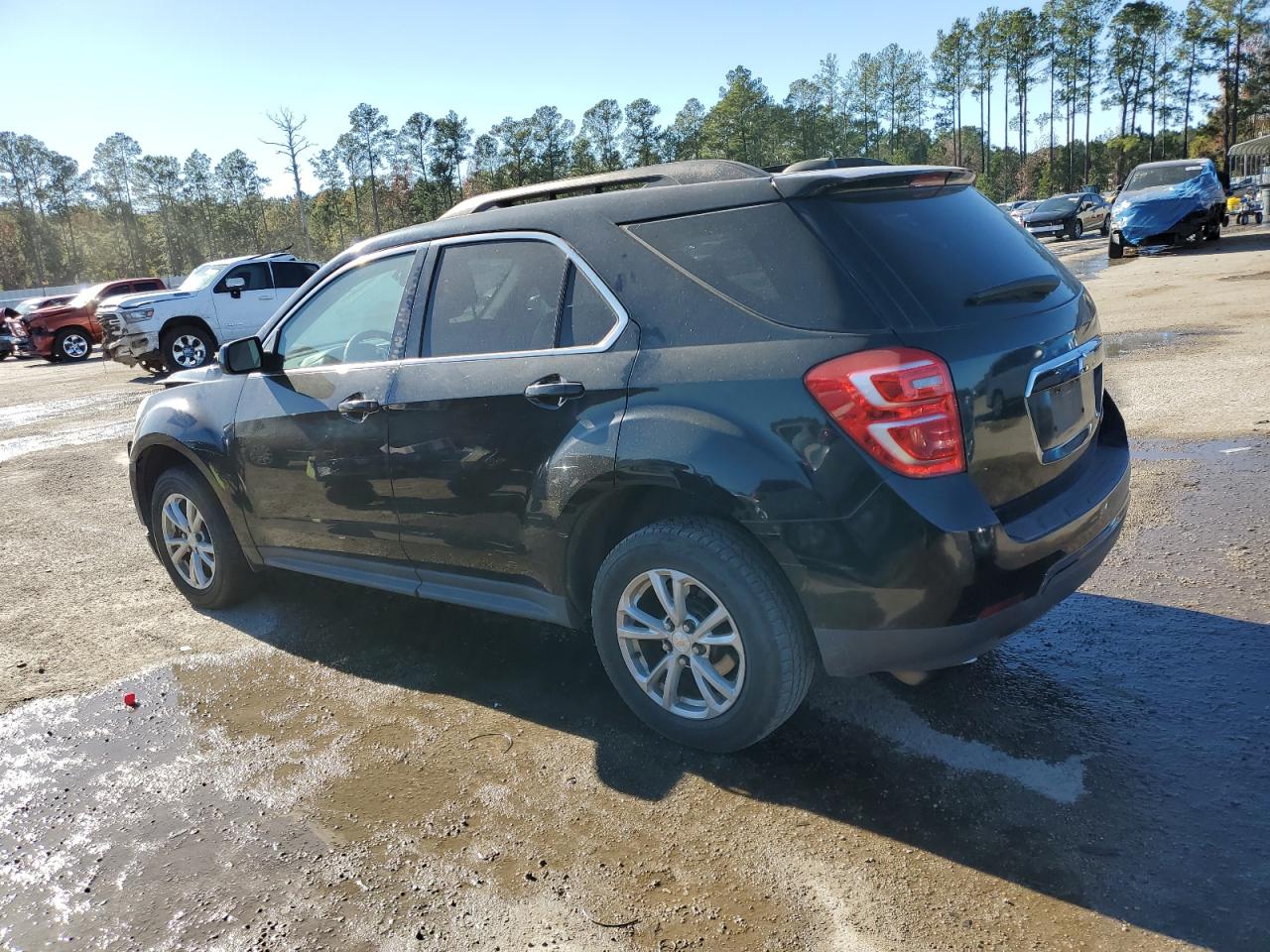 2016 Chevrolet Equinox - Image 2