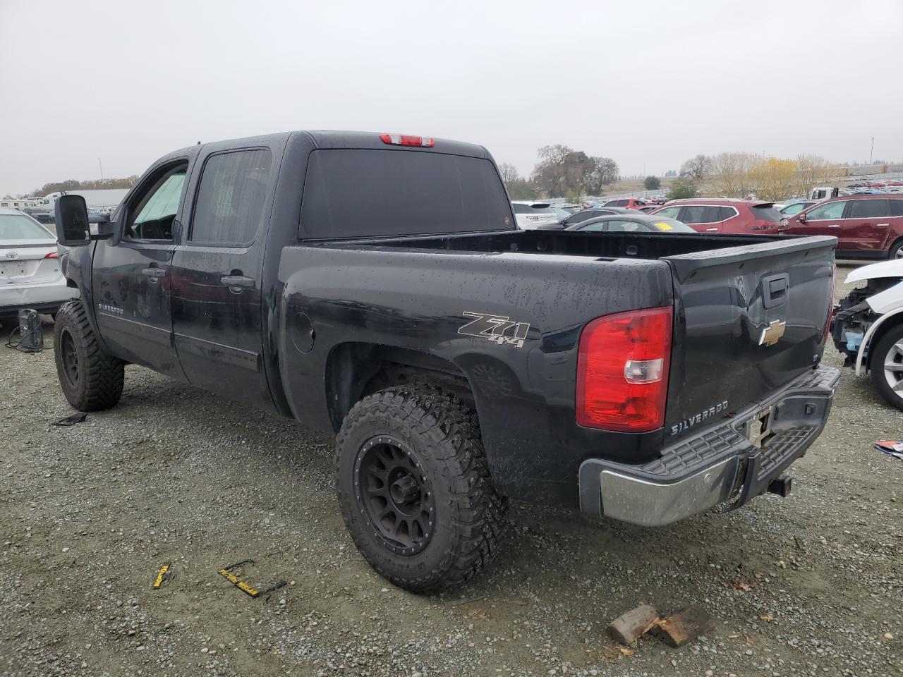 2011 Chevrolet Silverado - Image 2