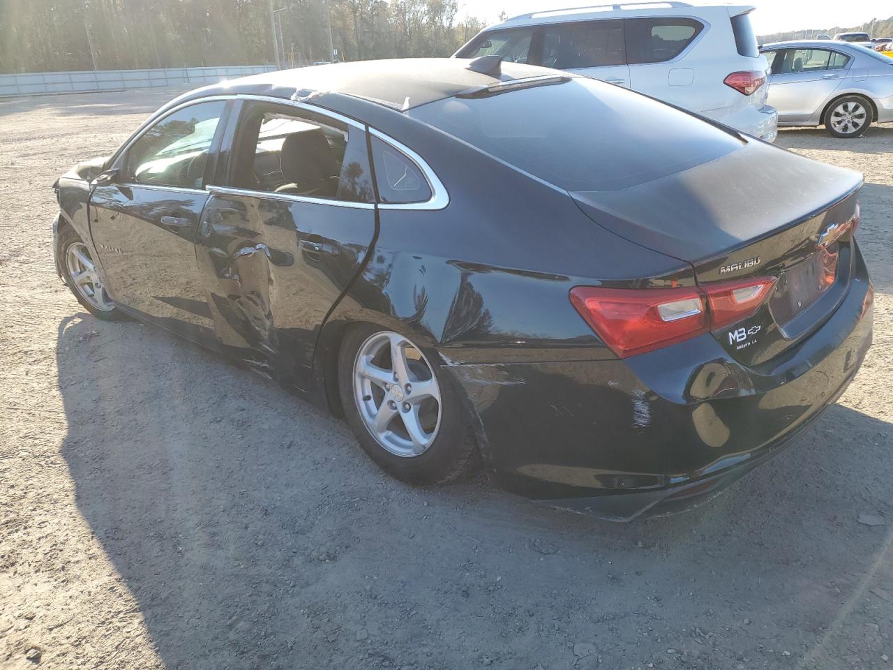 2017 Chevrolet Malibu - Image 2