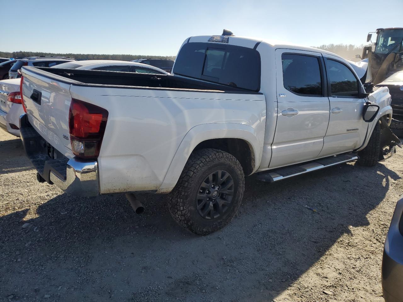 2020 Toyota Tacoma - Image 3