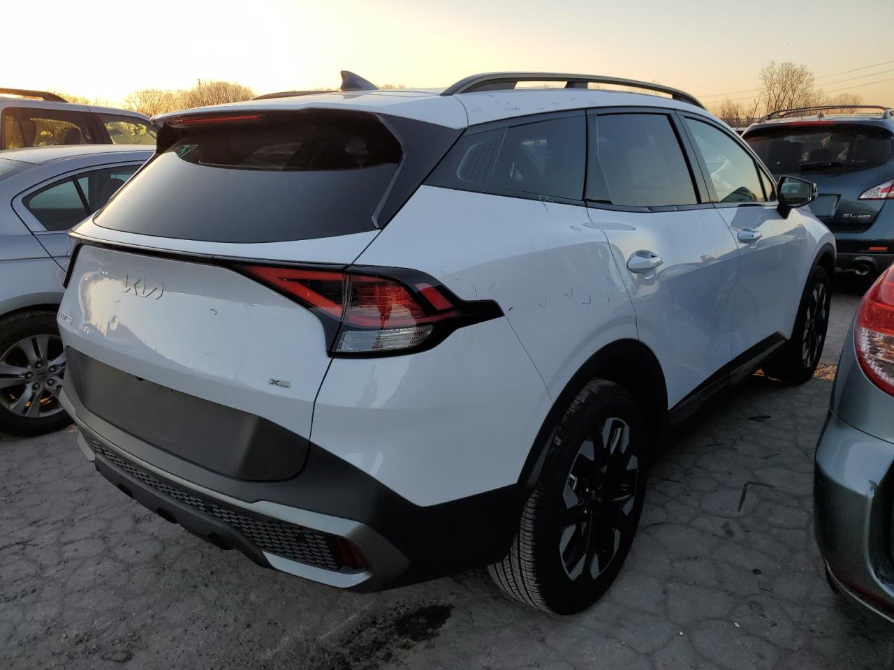 2024 Kia Sportage - Image 3