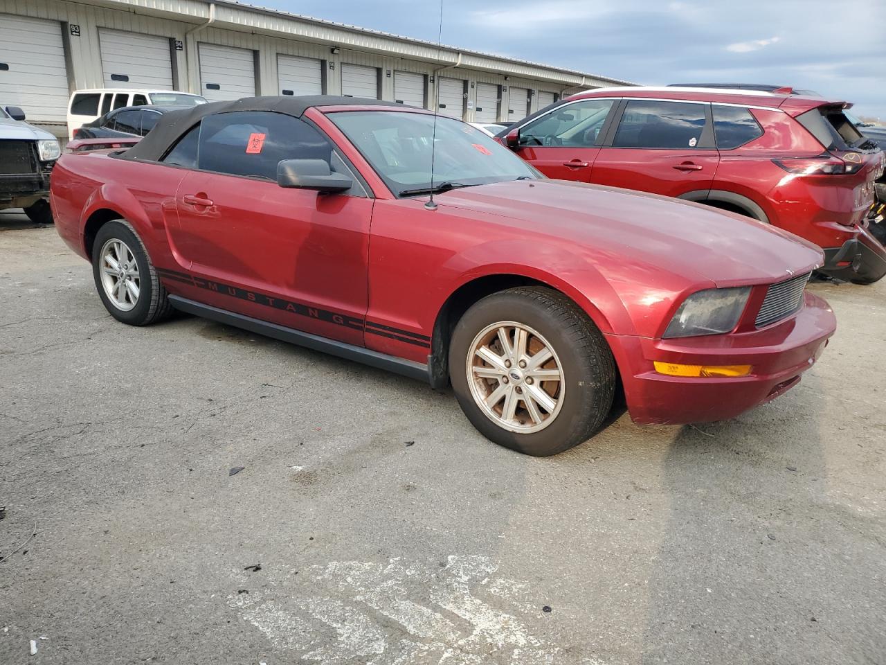 2005 Ford Mustang - Image 4