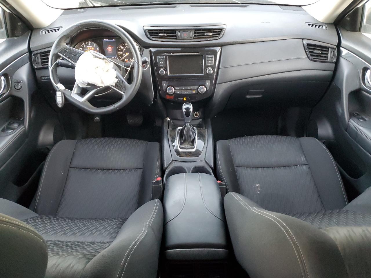 2019 Nissan Rogue - Image 8