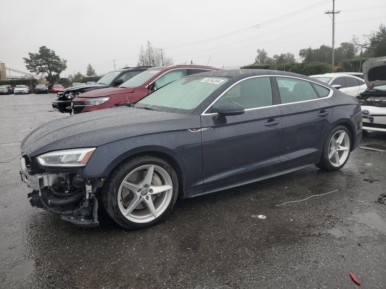 VIN WAUFNCF53JA092813 2018 AUDI A5 no.1