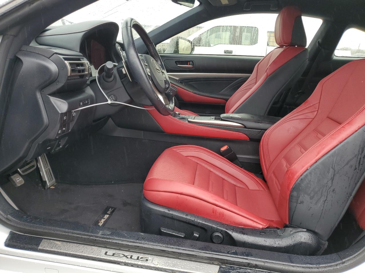 2020 Lexus RC - Image 7