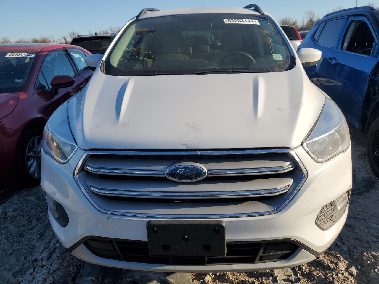 VIN 1FMCU0GD0JUC61080 2018 FORD ESCAPE no.5