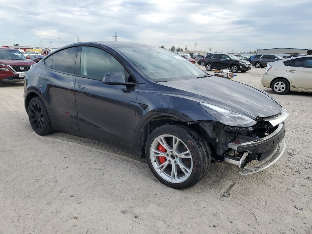 VIN 7SAYGDEE7RA285918 2024 TESLA MODEL Y no.4