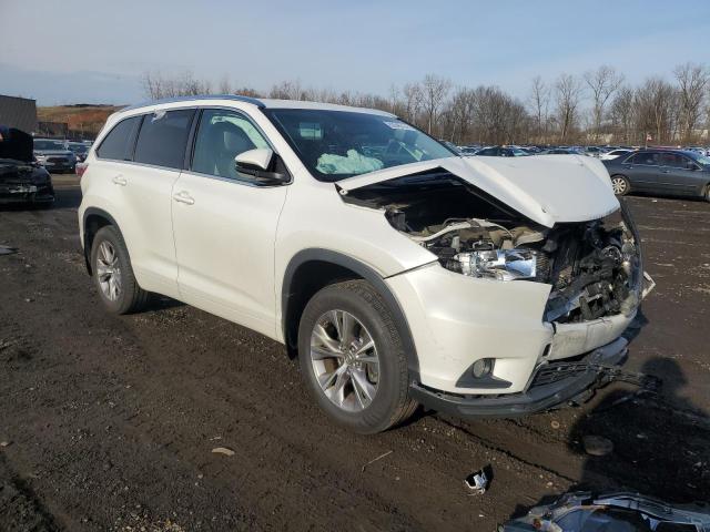 Паркетники TOYOTA HIGHLANDER 2015 Білий