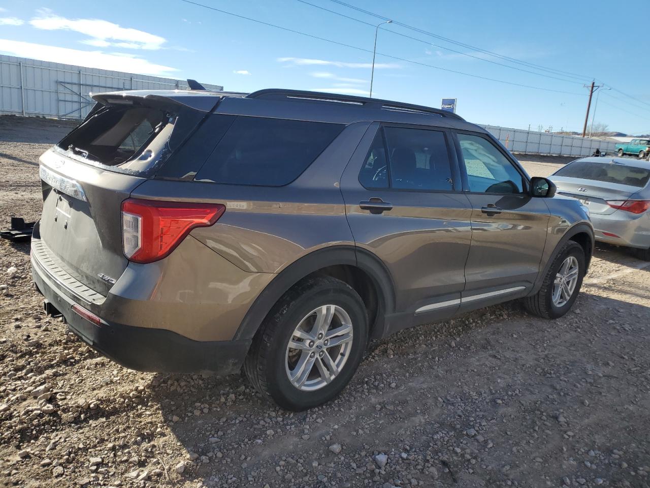 2021 Ford Explorer - Image 3