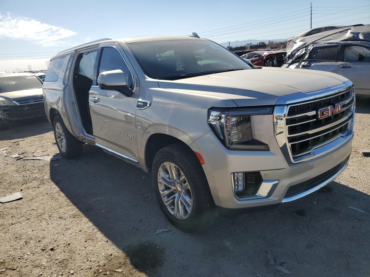 VIN 1GKS2GKD7MR421859 2021 GMC YUKON no.4