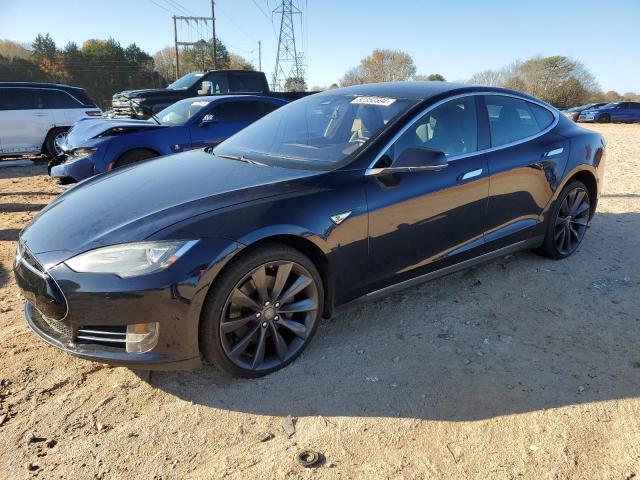 2015 Tesla Model S 85D