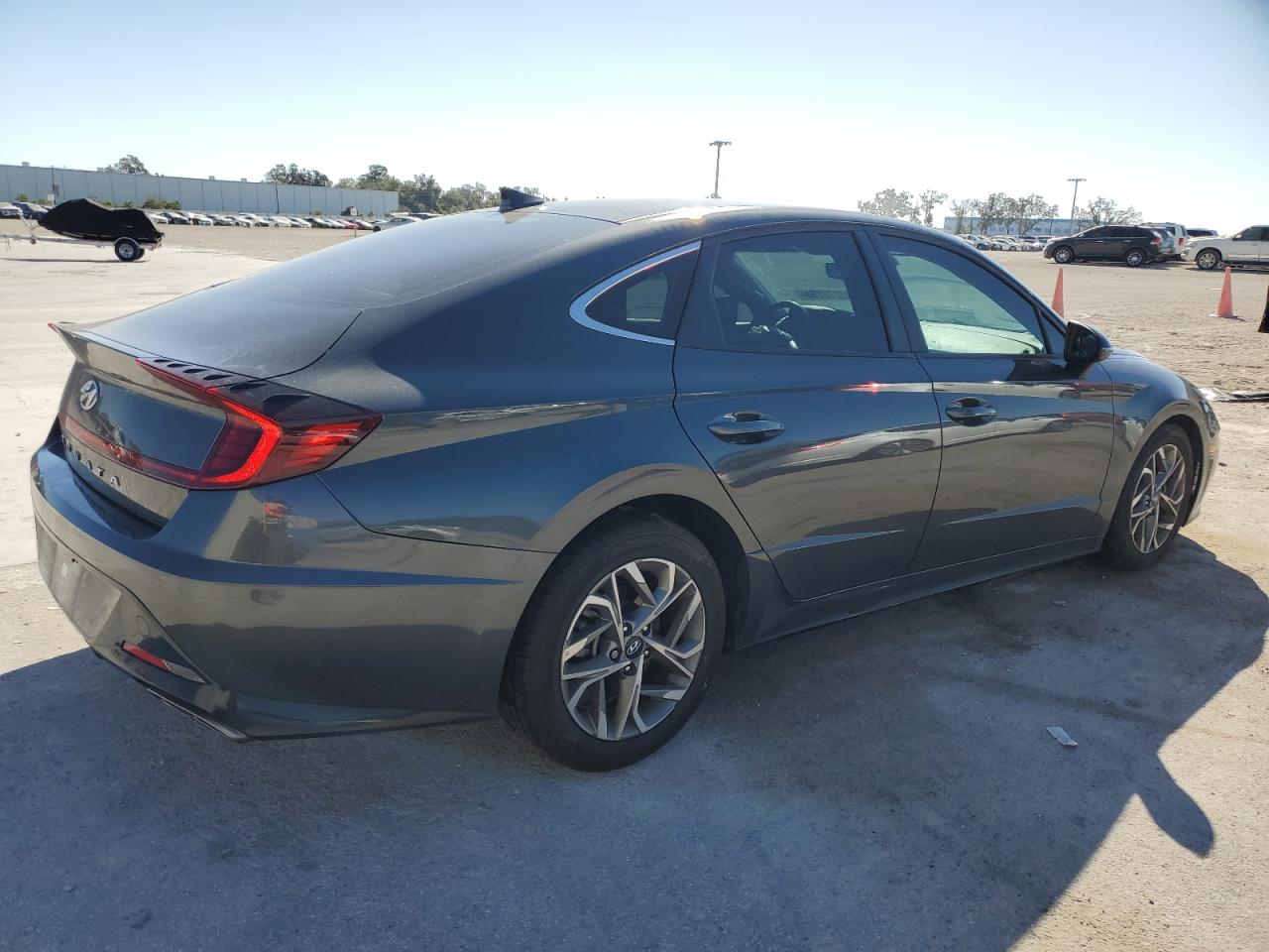 2022 Hyundai Sonata - Image 3