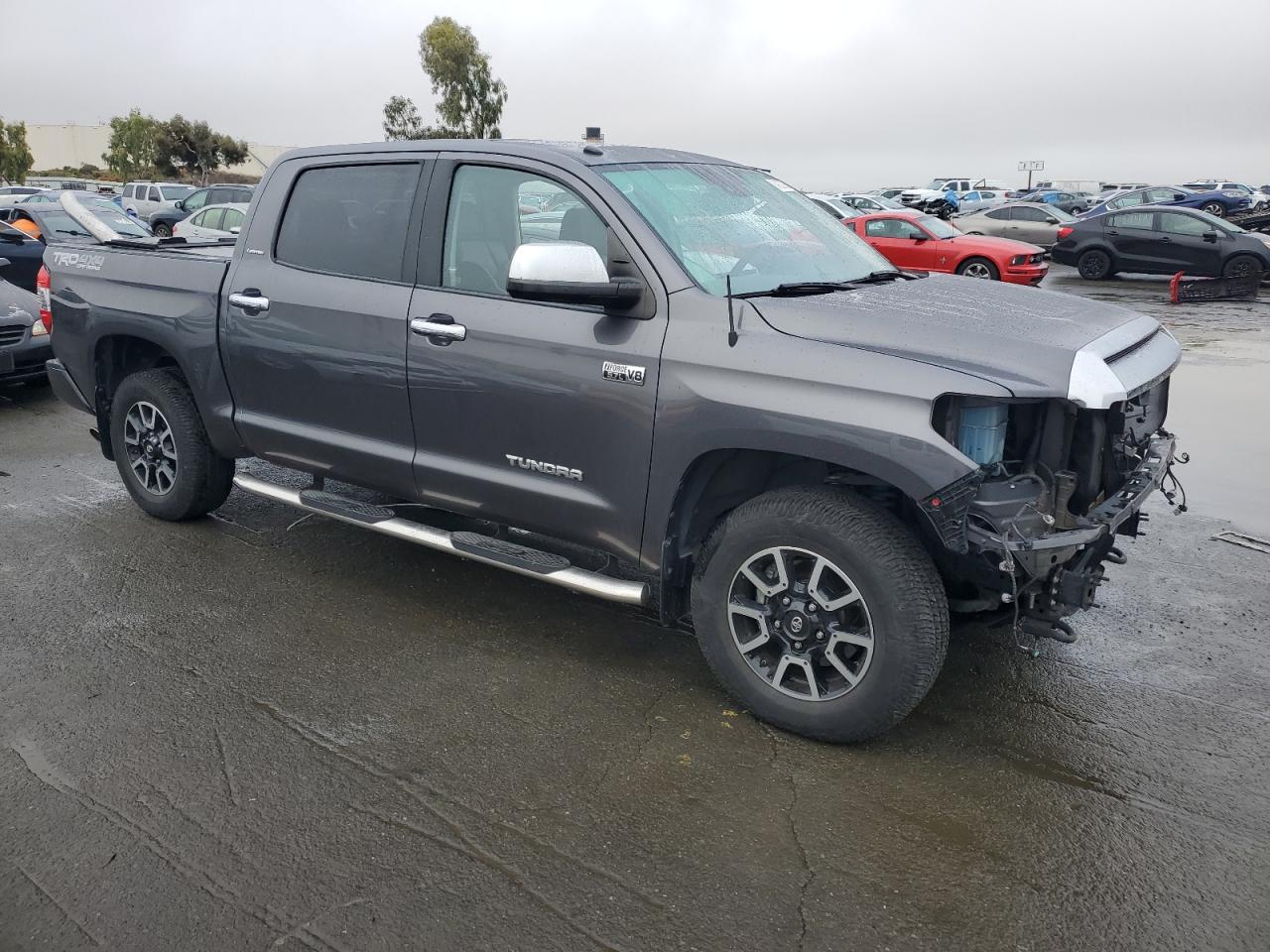 VIN 5TFHY5F19JX695077 2018 TOYOTA TUNDRA no.4