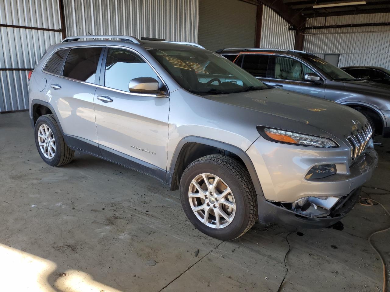 2014 Jeep Grand Cherokee - Image 4