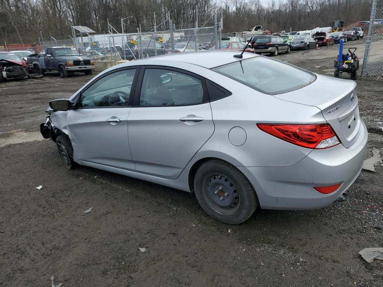 VIN KMHCT4AE2EU590588 2014 HYUNDAI ACCENT no.2